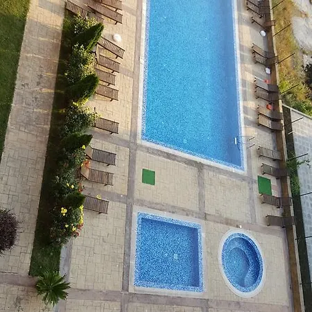 Bay Aparthotel 3*