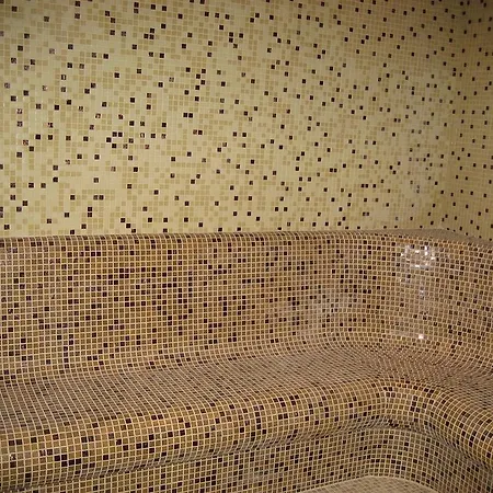 Bay Aparthotel 3*