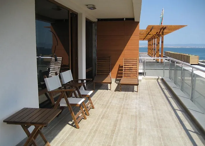 Bay Aparthotel Pomorie